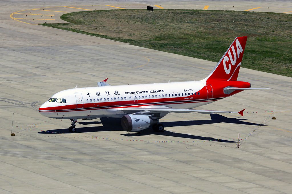 ADMCapFound's tweet photo. Great news! Four more Chinese #airlines have banned shipments #sharkfin! Story via @HongKongFP https://t.co/vKNEcerfxU #China #SharkWin https://t.co/bZzhfVVF7q