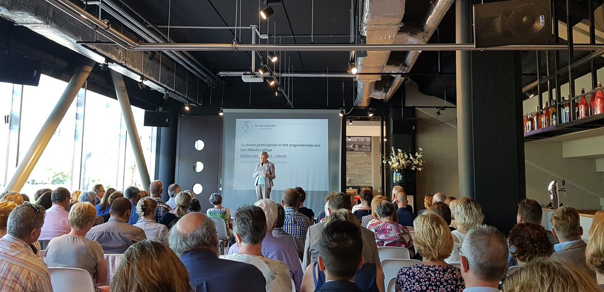 SaskiaDanen's tweet photo. Mieke van der Ven 80 jaar over ouderen in het onderwijs. Mooi project @AlbedaCollege @GENERO_010 #NGZO
https://t.co/q54hX55JNN https://t.co/4ttVXFsA8r