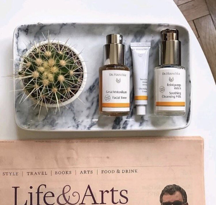 enerchiorganics's tweet photo. It's all about 3 simple steps:
#clease #tone #exfoilate 
Rejuvenate your skin 🍃✨ #drhauschka #enerchiorganics #skincare https://t.co/QY0JY8PQdL