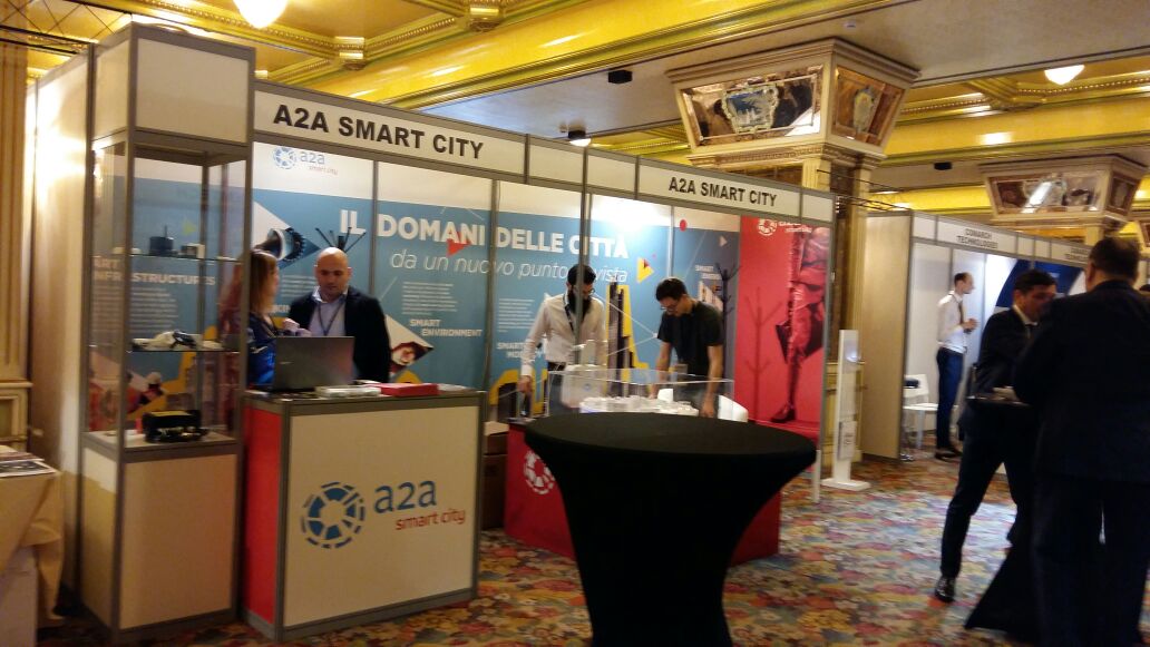 A2ASmartCity's tweet photo. oggi a #IOThingsmilan parleremo degli use case reali e progetti #SmartCity del nostro smart lab e nel pomeriggio..#smartmoon! https://t.co/ofT1iwO7UR