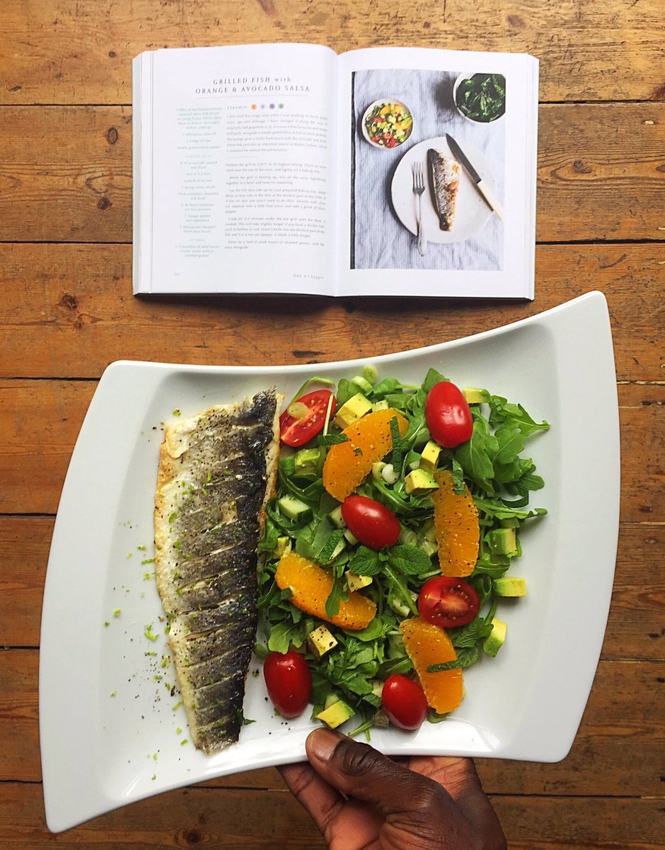 YounoussNimaga's tweet photo. Grilled fish with orange & avocado salsa from my #10dayplan by @ameliafreer.
#ameliafreer #nourishandglow #chefynss https://t.co/x4al86wst8