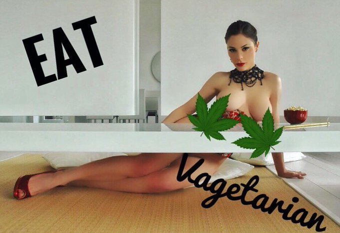 Nudo fa strano... 🙄🤔🤔🤷🏻&zwj;♀️🤦🏻&zwj;♀️ censurato invece &egrave; normale 🤷🏻&zwj;♀️🤦🏻&zwj;♀️🤷🏻&zwj;♀️🤦🏻&zwj;♀️😂😜🤣 boh https://t.co/