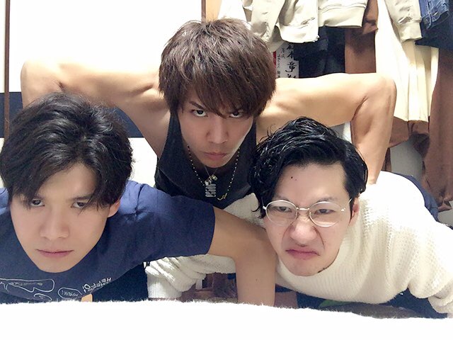 RGRlab's tweet photo. 配信観てくださってありがとうございました☺️♪極道の仕事...
いや舞台に集中する為定期配信は休止します🇯🇵
みんな忘れんといてやー🙈
忘れたら拗ねるでー👻笑
いつもほんまに応援ありがとうございます💖
個人配信やゲリラはやるかもなんでよかったら見てね😋
あいるびーばっく👨‍👦‍👦 https://t.co/QOjCGaRY6V