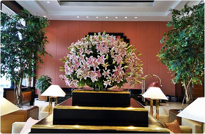 JyotsnaRodrigu1's tweet photo. Our beautiful Lobby floral arrangement,done by our in-house florists is a treat.#TridentExperiences @TridentMumbai https://t.co/SLfabjkPh9