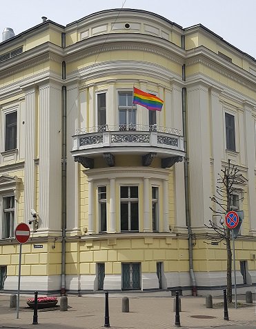 UKinLatvia's tweet photo. Flying the rainbow flag in solidarity with #LGBT people in #Latvia and around the world - all born free &amp; equal. #IDAHOBIT #IDAHOBIT2017 https://t.co/QxvhCJr9LU