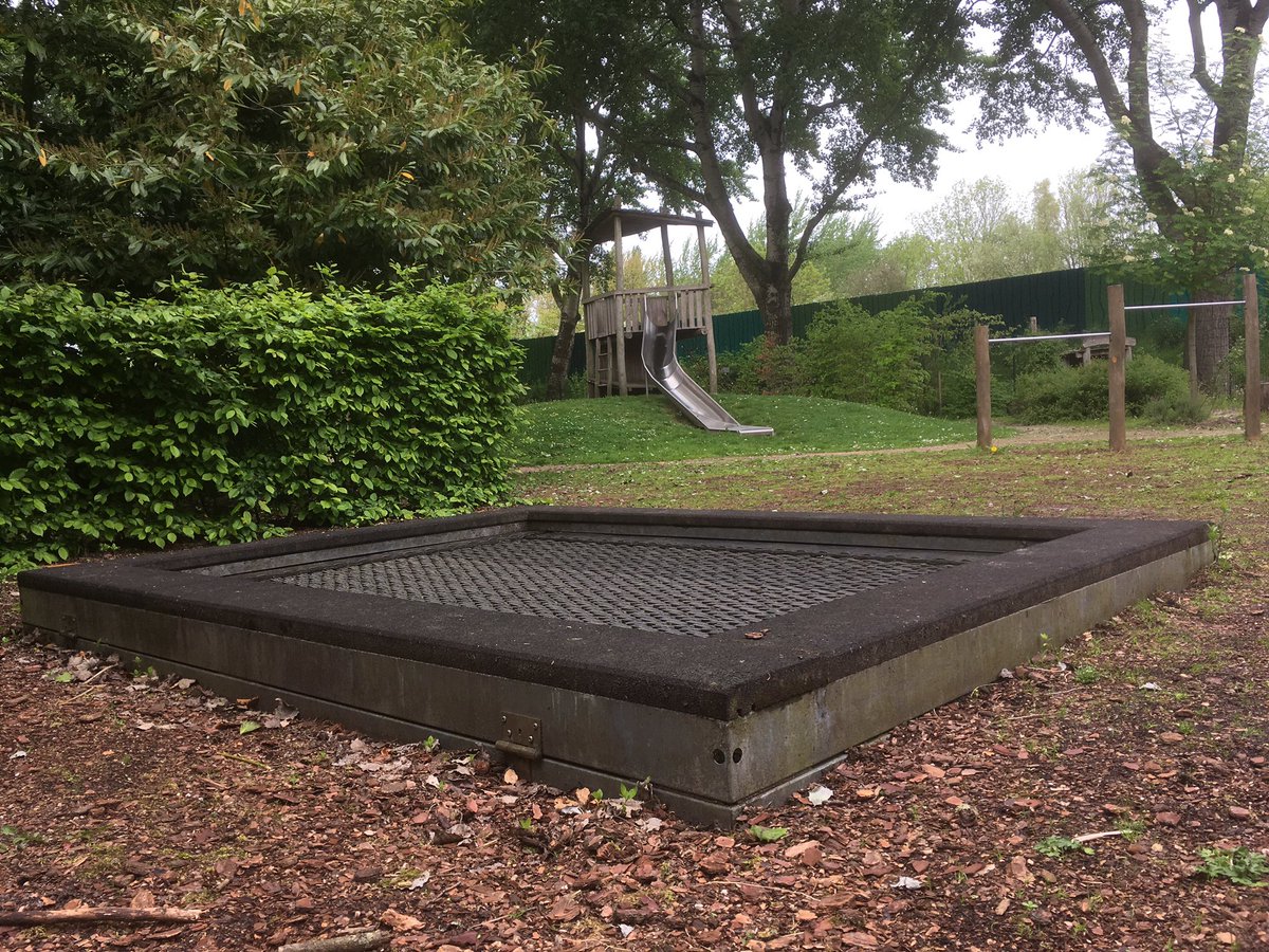 Buurt- en speeltuinvereniging Selwerd heeft een #trampoline