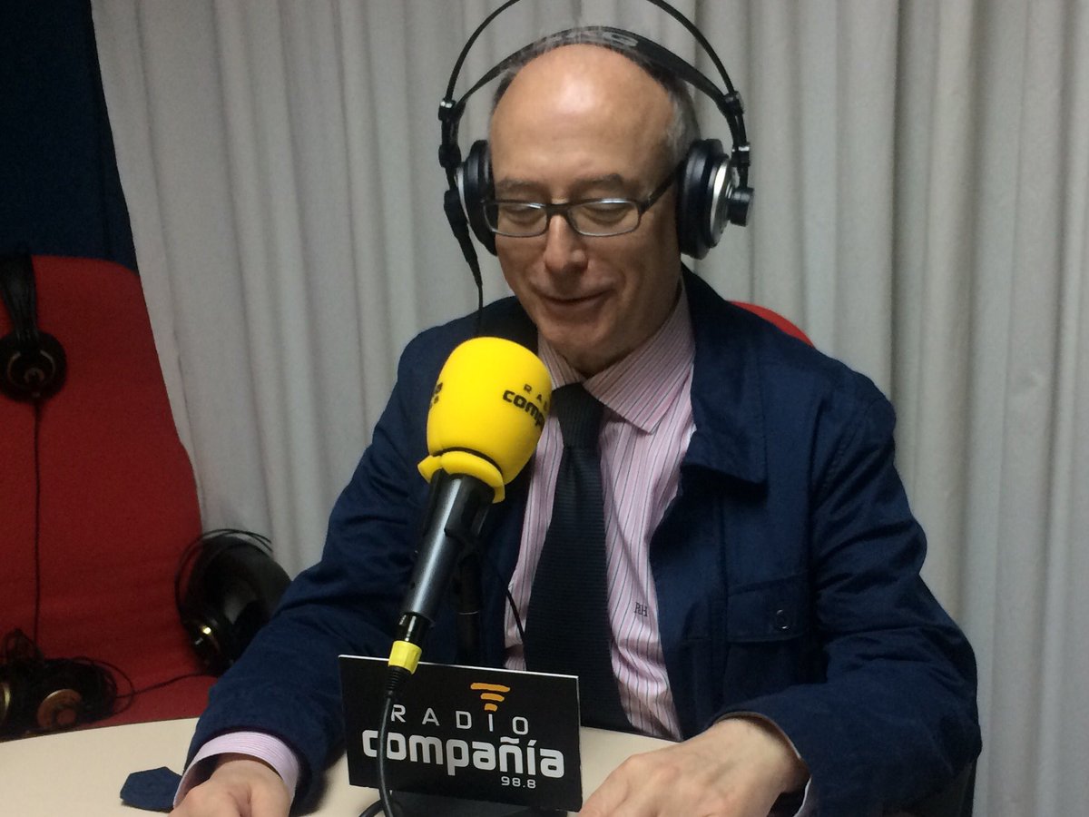 Hospital_Molina's tweet photo. .@ciudaddeciencia: trabajamos de la mejor manera posible. Pero no puede ser que, por ejemplo, una radiografía cueste menos que una caña+tapa https://t.co/eIJnGabLvk
