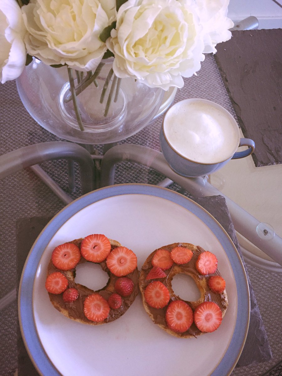 tellingrhi's tweet photo. I know what I'm doing this weekend 😏 #Nutella https://t.co/USIN3eaibA