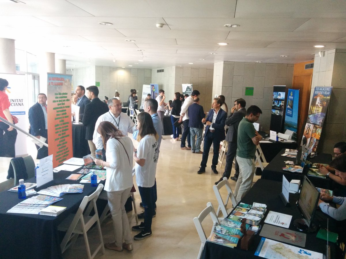 Empieza la marcha en el #workshop de <a href="/TourAndKids/">Tour&KidsCV</a> en @CdTValencia ¡Casi 60 agentes acreditsd@s! / <a href="/c_valenciana/">Comunitat Valenciana</a> @castroconsultin