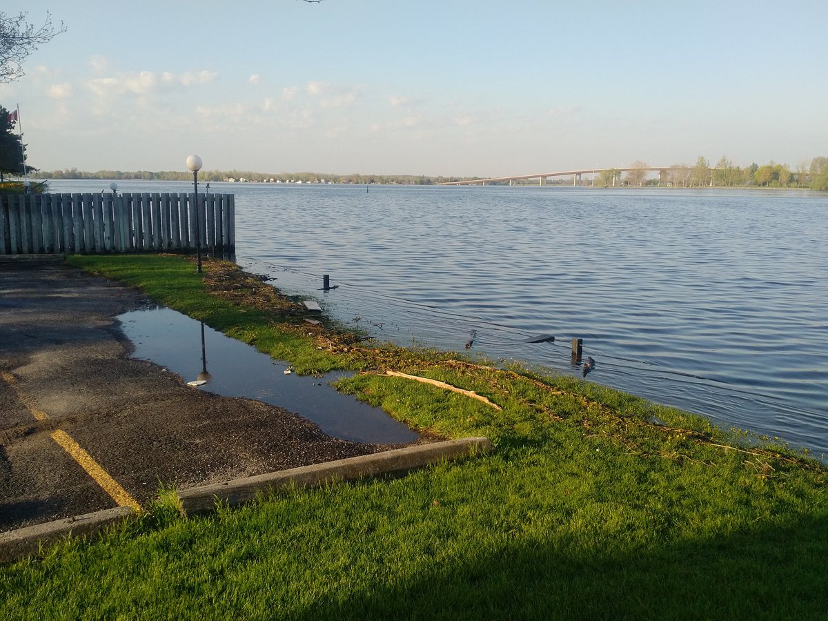 SeanKelly97's tweet photo. Water levels at #Mortonbuilding @BellevilleON this morning. @ROCK107fm @MIX97radio @800CJBQ https://t.co/ByqxqyykaO