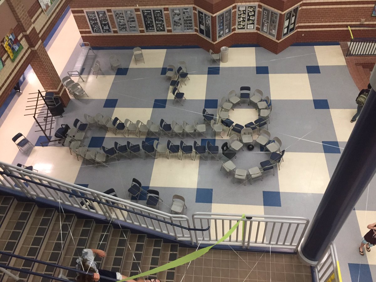 MRHS_2017's tweet photo. Class of '17 feeling cocky on the second to last day of school https://t.co/VgxJQkw449