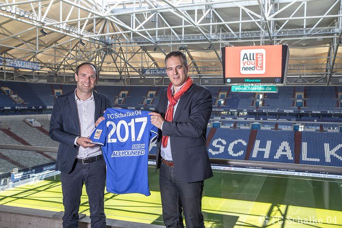 袖ロゴに決済チップ シャルケと新ユニフォーム 袖スポンサーの取り組みが革新的 スポーツビジネス考察ブログ Spodigi
