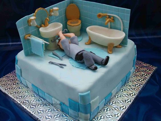 PumpWorldUK's tweet photo. CAKE! #WorldBakingDay https://t.co/5vttAQw3Yl