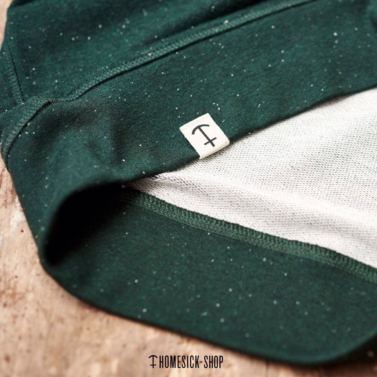 Wir lassen das hier einfach mal so liegen. Stay tuned! #homesickmerch