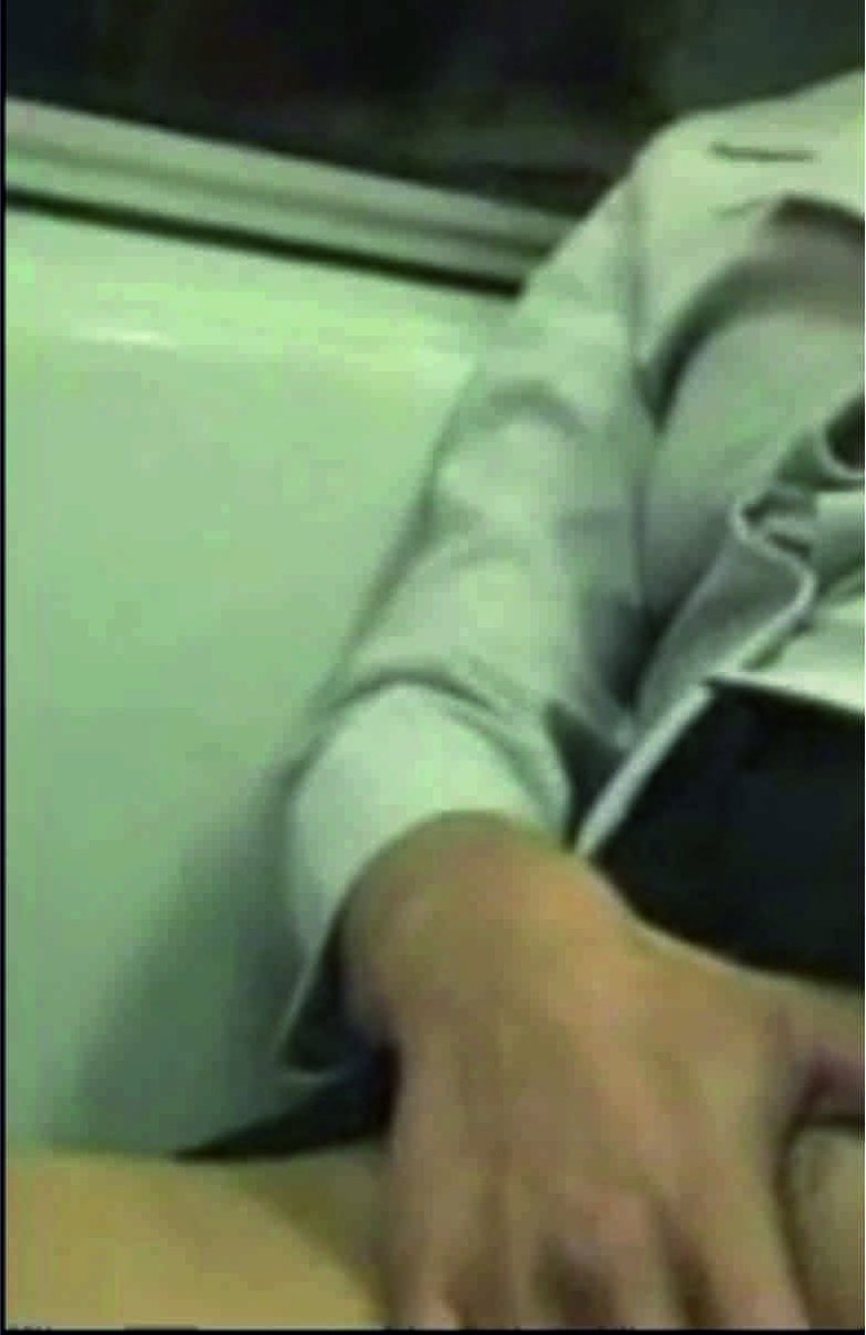 AnnaRusEscort's tweet photo. me ponéis tan cachonda con lo que enviáis por whats que tengo que tocar donde este hoy en metro, hoy es el #diadeinternet perdón calidad https://t.co/aaOrZhxqK1