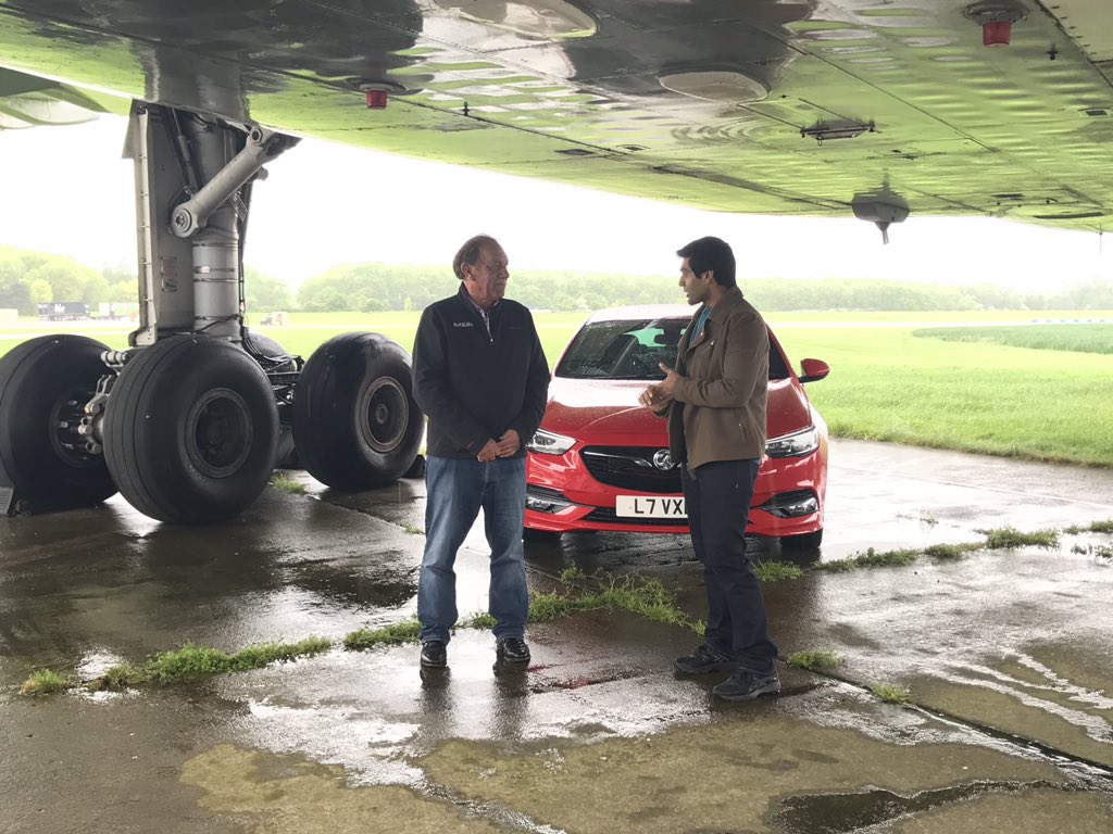 karunchandhok's tweet photo. A lovely sunny day of filming with the legend that is Rob Wilson for @C4F1... ☔️ ☔️ https://t.co/a4scRJZmKt