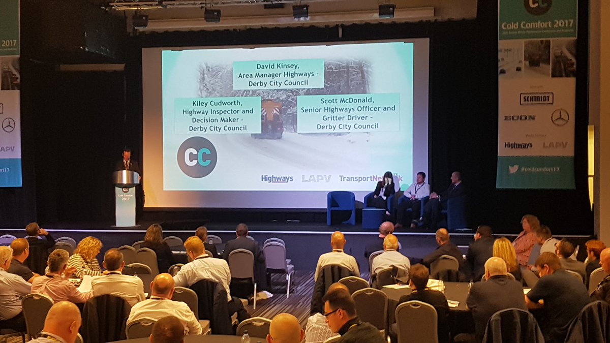 VaisalaNick's tweet photo. Dave Kinsey from Derby on stage at #coldcomfort17 . Talking transforming winter service. https://t.co/V3PqHjmvV0