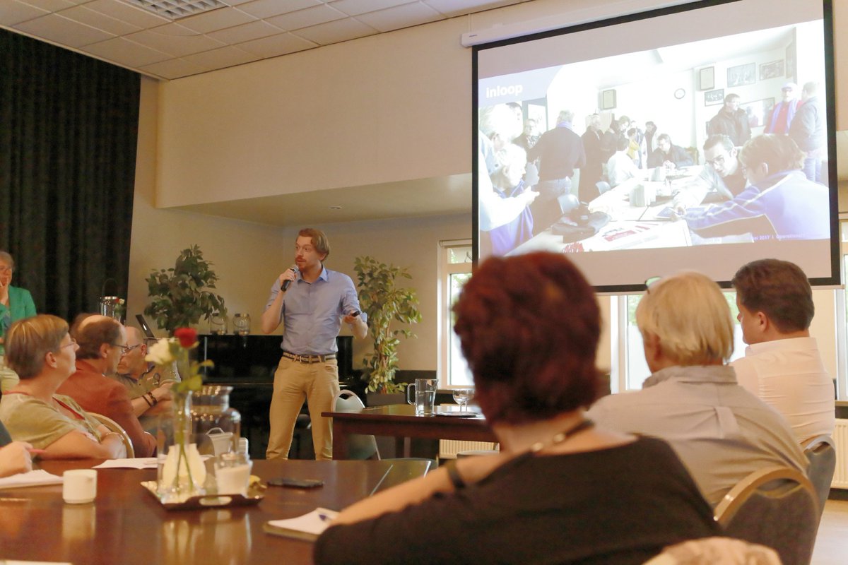 Veel kennisuitwisseling op informatieve avond met presentaties Giesselandennet &amp; Glasvezel De Wolden. Nu verder op de ingeslagen weg!