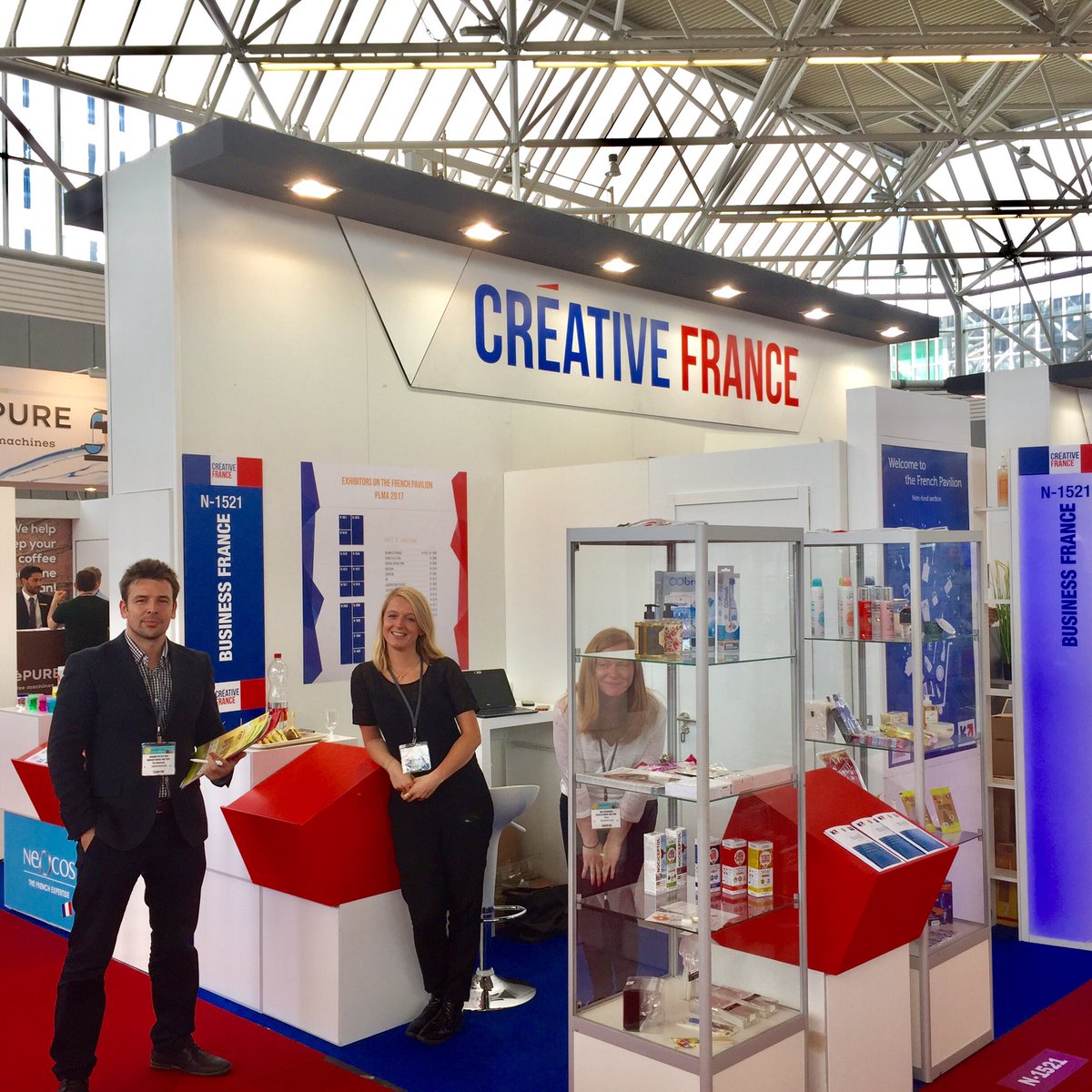 BF_Netherlands's tweet photo. #AgroExportMDD don't forget to visit our 120+ exhibitors under the #French Pavilion ! #PLMA2017 #PLMA17 #PLMA #FRNL #Food https://t.co/Nl0P8wkV24