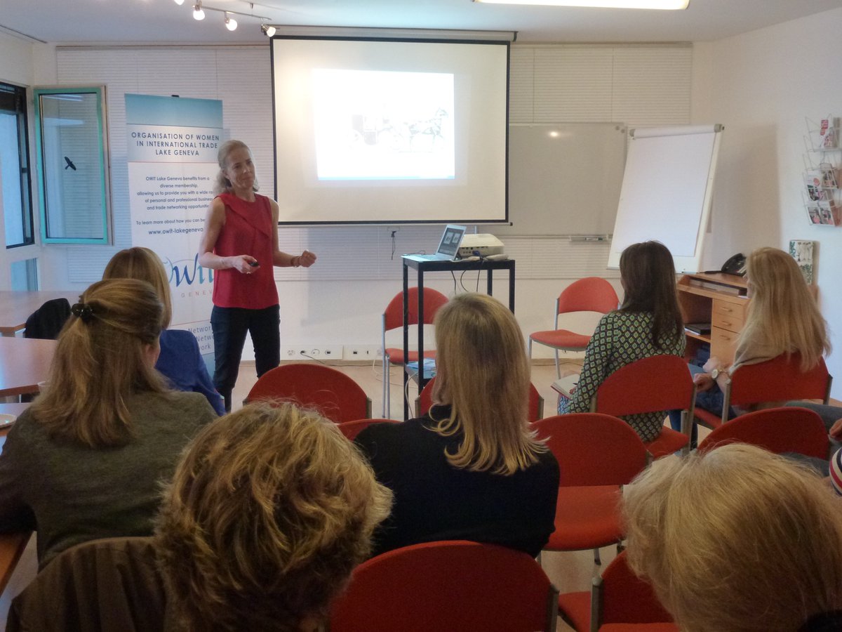 "It's not enough to just be ok at work. We need to flourish." @AlexiaMichiels of <a href="/Resiliencei/">Resilience Institute</a> #resilience #wellbeing #worklifebalance