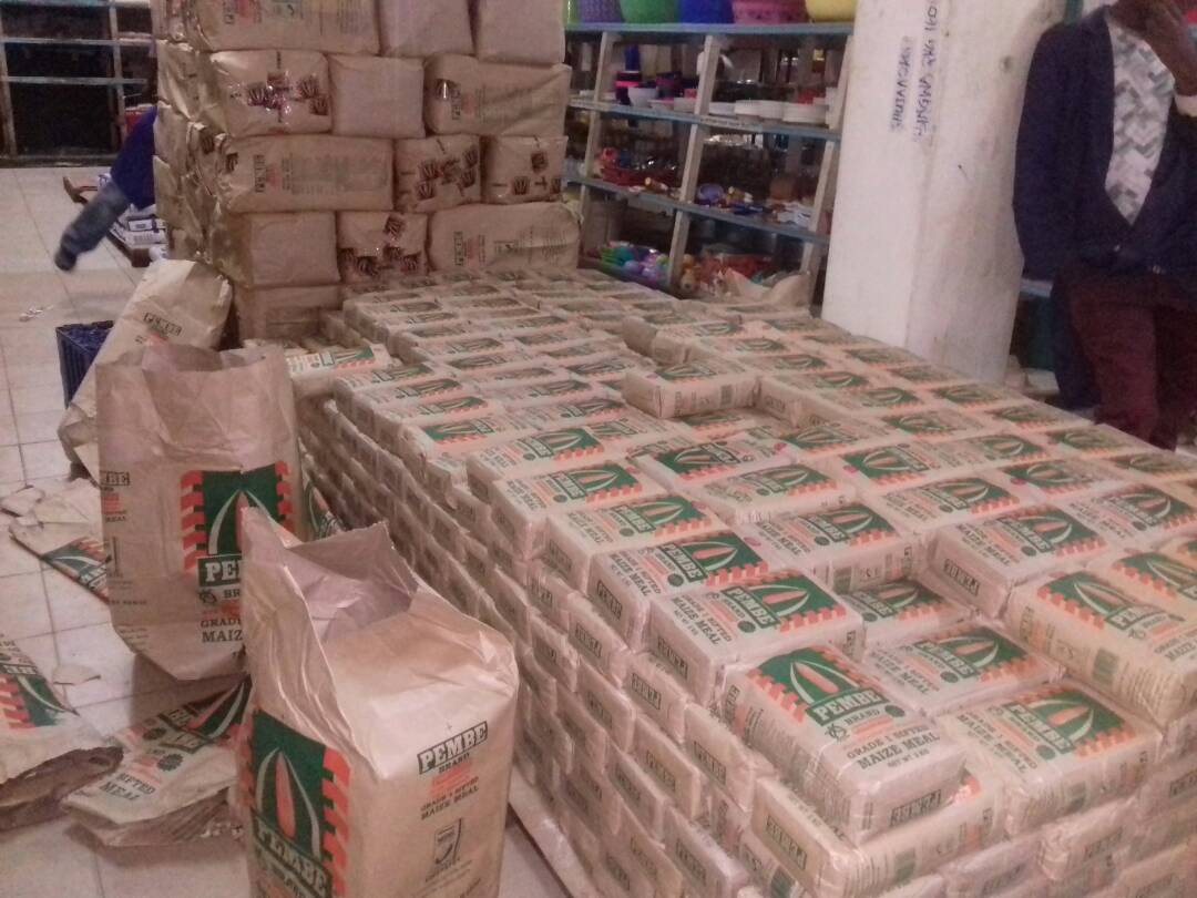 Hot_96Kenya's tweet image. Subsidized unga hits shelves in Kawangware, Nairobi.

#SubsidizedUnga
