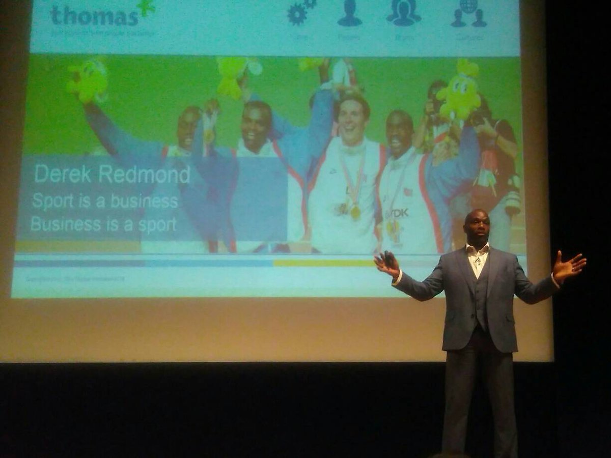 Innov8_cs's tweet photo. Enjoying an insightful talk by @Derek_Redmond @ThomasInt_UK on team dynamics & much more! #BY2017 https://t.co/2DKYq8fW7N