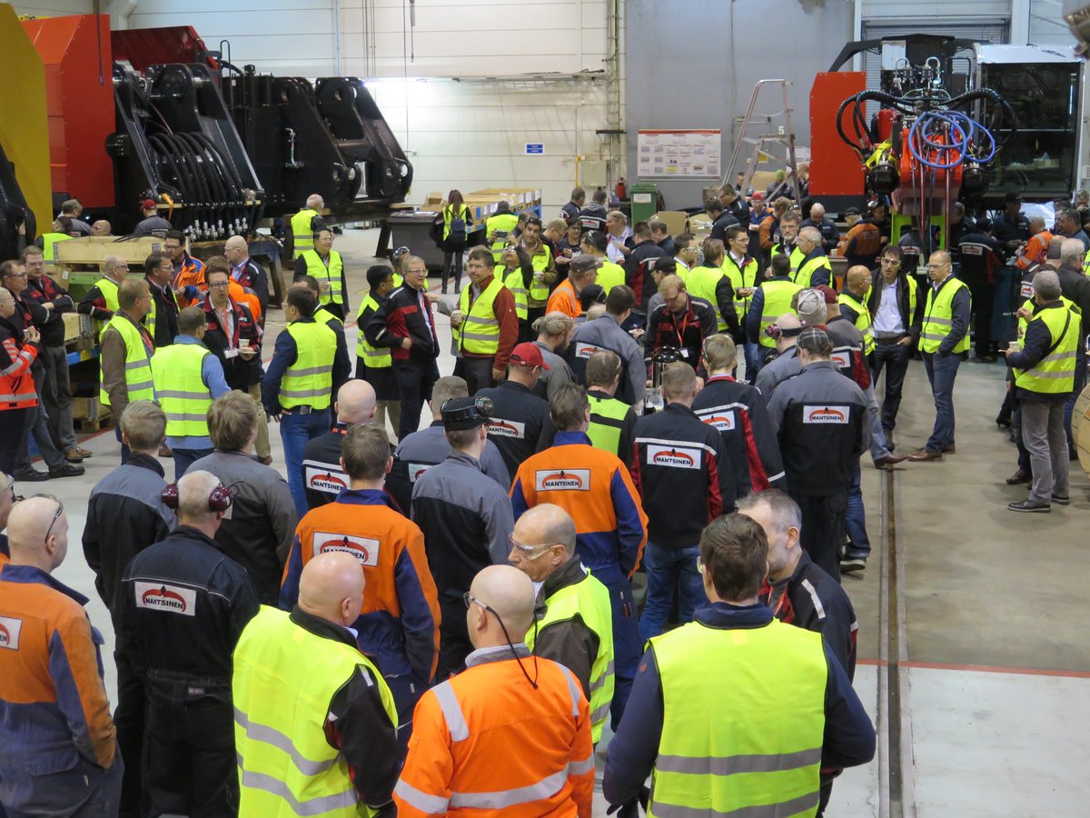 MantsinenGroup's tweet photo. Mantsinen Group's Dealer Days will bring together 40 participants from 25 countries! This year #Mantsinen300 will be the focus of attention. https://t.co/T4orz55wrz