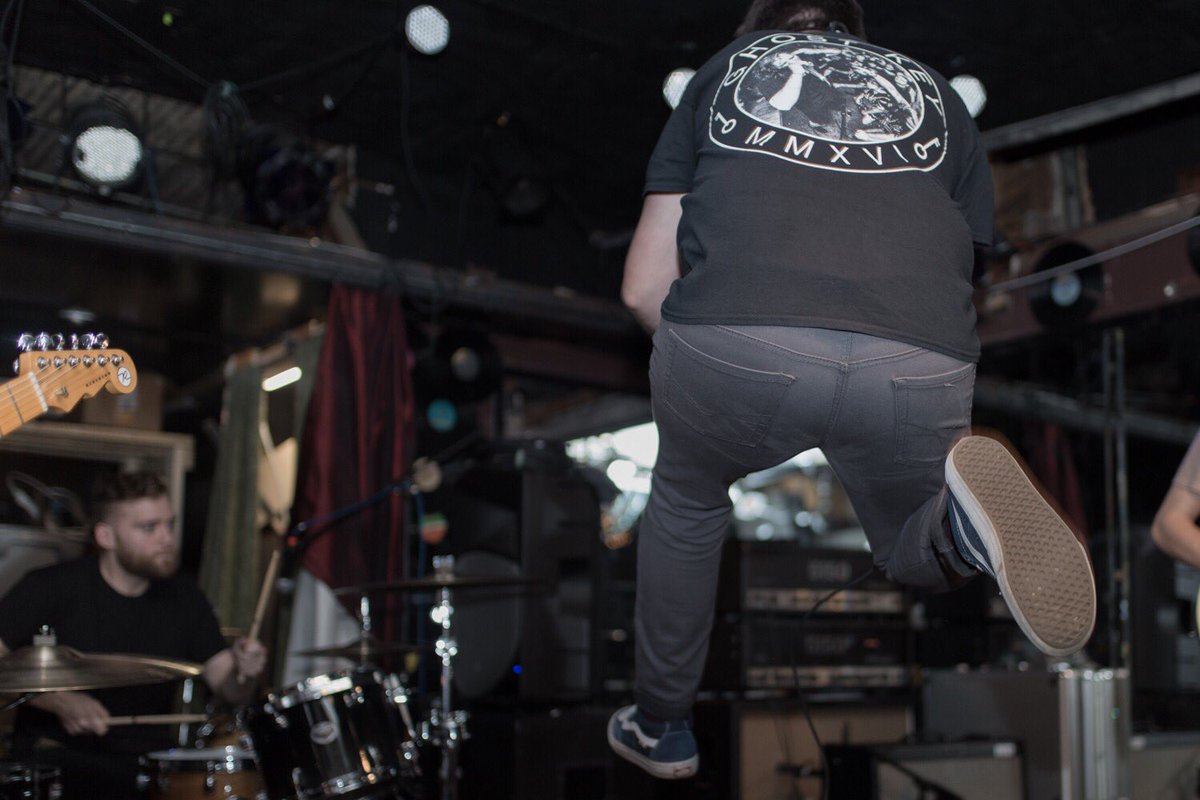 BirminghamRocks's tweet photo. @MDWSband crushing it at @SyndicateBham last Friday!!  Must-see live band. 📸@camsmithphotos https://t.co/vfhFMsMp9a