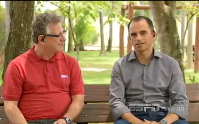 ColunadoFla's tweet photo. Caetano fala sobre projeto na base e explica renovação de Vinícius Júnior - https://t.co/OndluWoUUi https://t.co/sPKesqMC0f