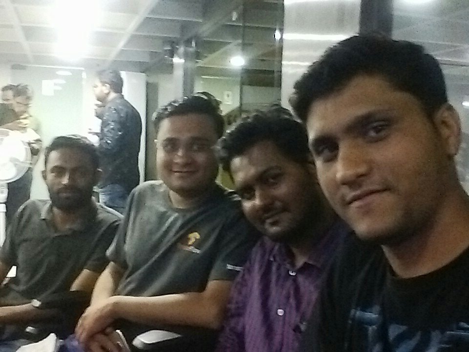 smithgce2012's tweet photo. #io17extended #amtmeetup @multidots https://t.co/HysihVwGRZ