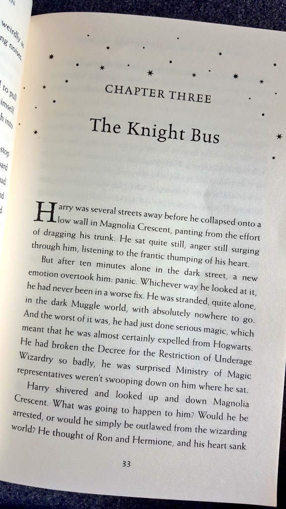 Dees_Book_Blog's tweet photo. Our 8 yr old daughter is onto one of my fave parts #TheNightBus #HarryPotter @jk_rowling @BloomsburyBooks https://t.co/YEuvkDip5M
