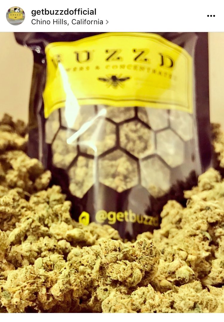 HoneyvilleLA's tweet photo. FOLLOW #BUZZD Flowers and Concentrates on IG ๐๐ผ๐๐ผ๐๐ผ #cannabis #CannabisCommunity #wakenbake #dabs #stonernation #shatter #wax #concentrates https://t.co/InURbeMw4N