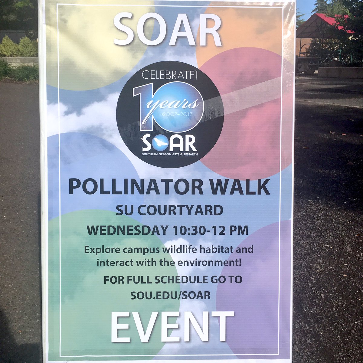 SOARsou's tweet photo. Pollinator walk starts in 10 minutes! #soarsou https://t.co/kULUk7aZNr