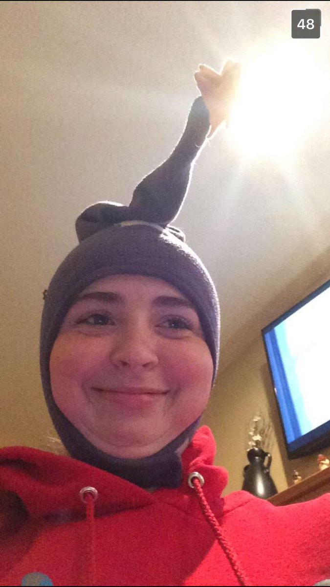 the_goldilocks_'s tweet photo. Happy birthday 😍 @bailey_beester https://t.co/T8BRJe7nXY