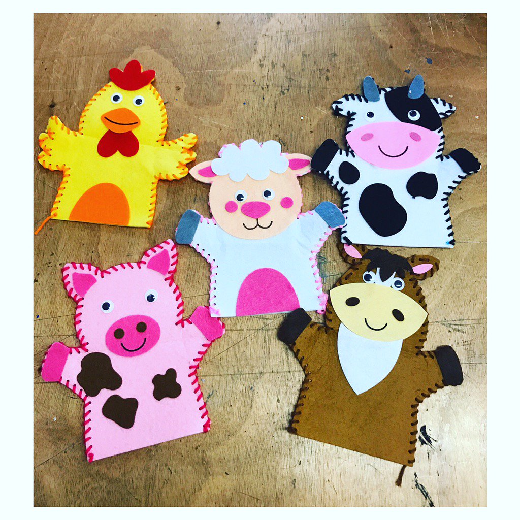 Hand sewn farm animal puppets 🐷🐮🐑🐴🐔 #art #craft #sewing #animal #animals #farm #horse #chicken #cute #cool
