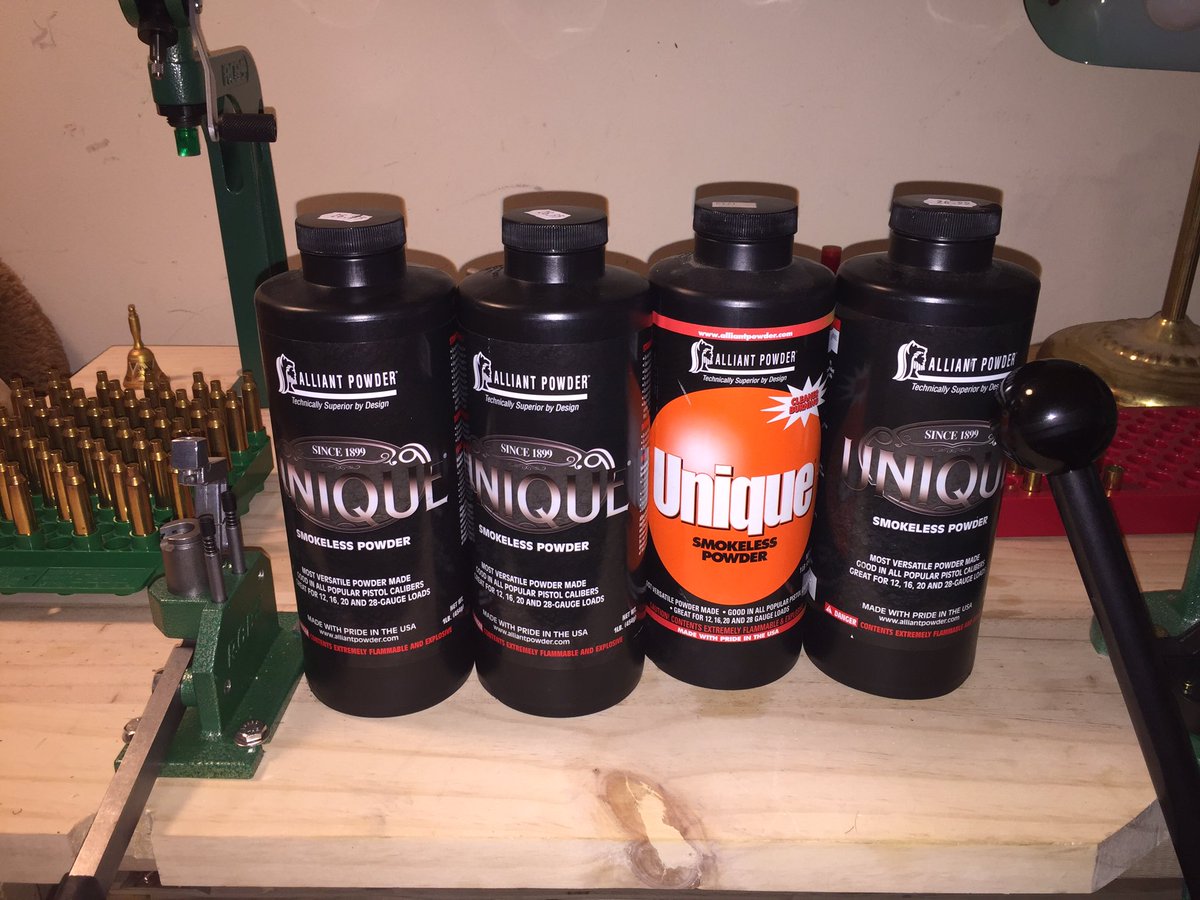 gunguys45's tweet image. @Tactical_review @TerryMahoney1 @22plinkster Can you tell I really like Unique powders for reloding. #reloding @MidwayUSA @AlienGHolsters