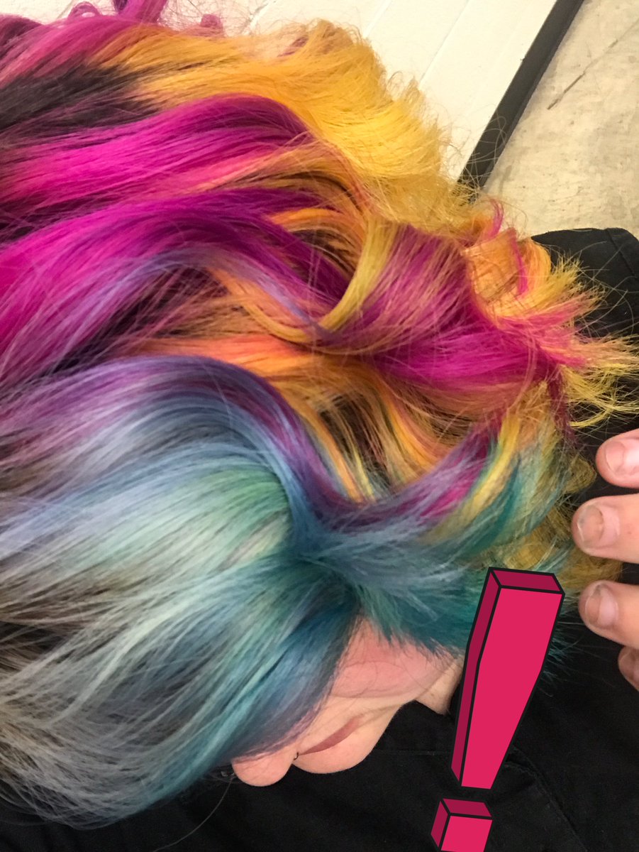 aryn_hairart's tweet photo. Dyed my hair insp. The Brobecks 🤘🏻💕💛💙 @DallonWeekes @BreezyWeekes #violentthings #thebrobecks https://t.co/qcrnBnT2II