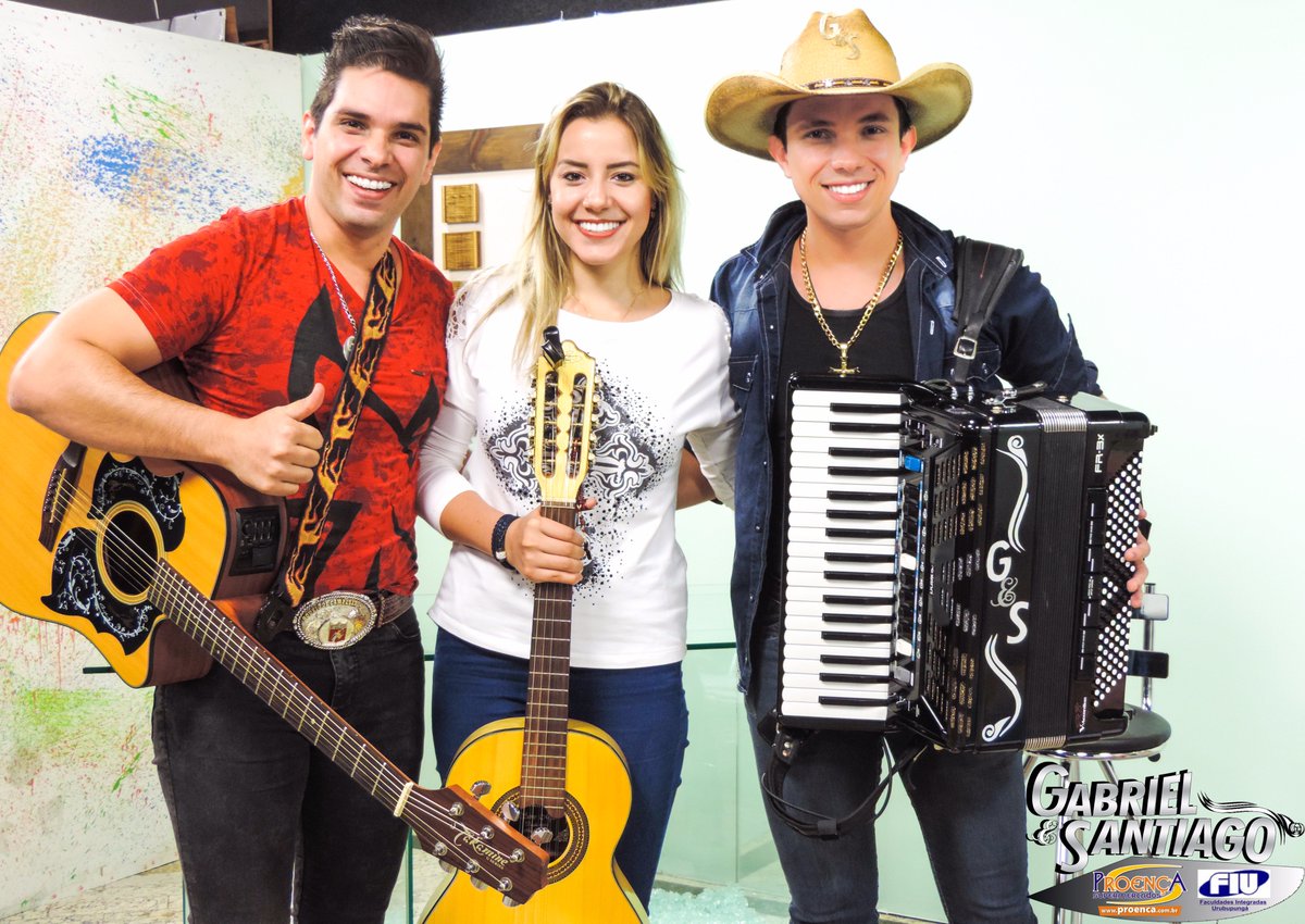 GeS_Oficial's tweet photo. Roda bruta #topnejo no programa #AltoEstima na #SRCTv com a Sabrina Violeira bjs e abraços sempre #Paceriatop😘😘😊 #G&amp;S #SeuPolicial https://t.co/rPXLLX6mQQ