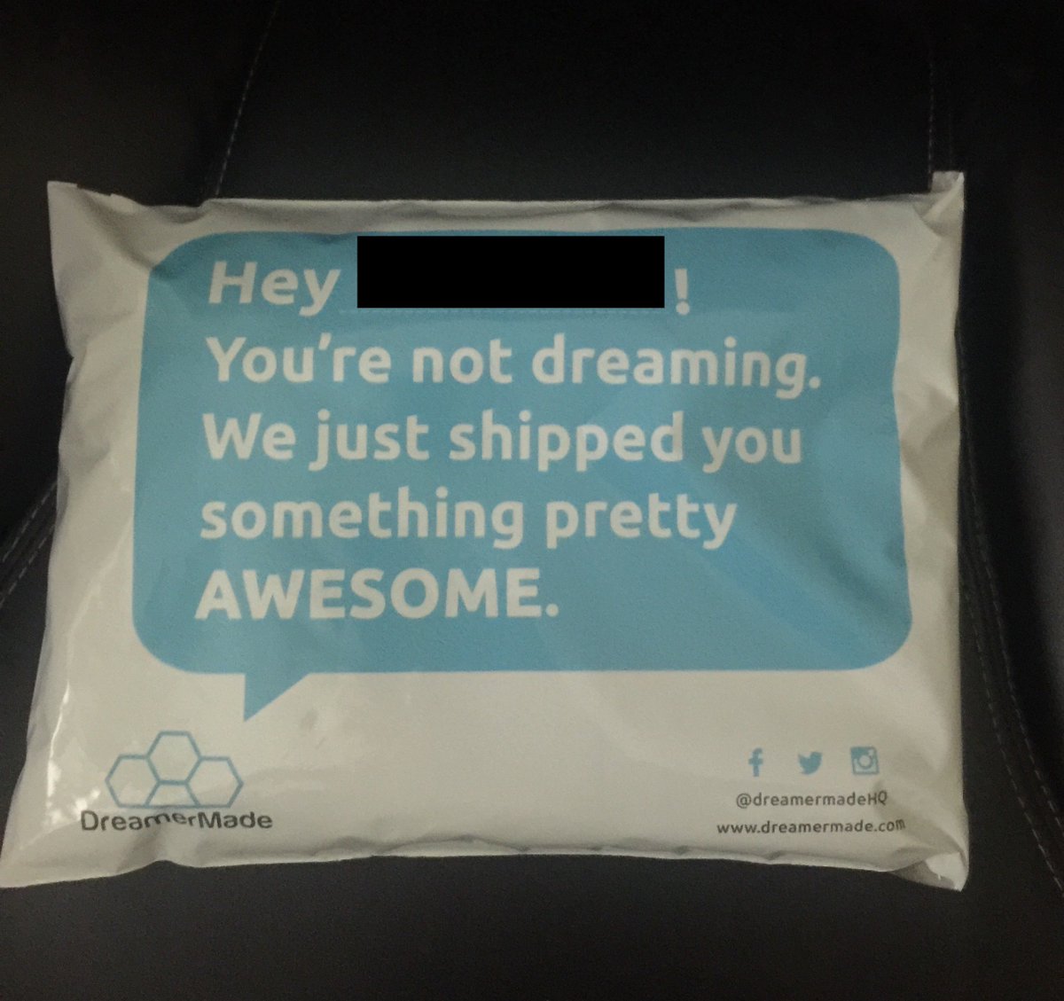 DreamerMadeHQ's tweet photo. Like these swag bags? You can get 50 of your own custom poly mailers for $19 thru May 19 from @stickermule https://t.co/hwgpgV06rH https://t.co/dlhnV4TdAd