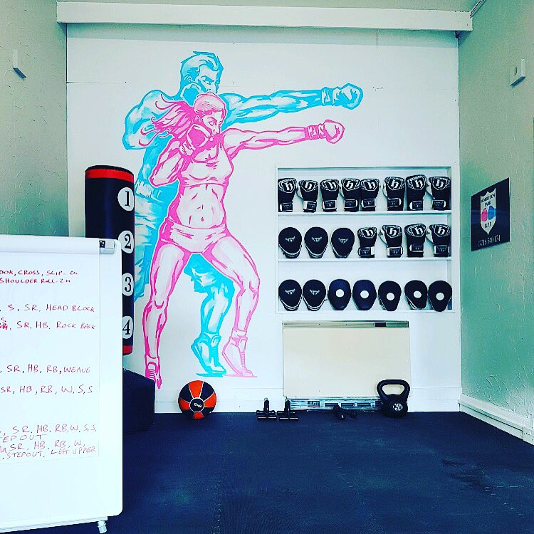 wimparkbff's tweet photo. Come and checkout our #studio in #wimbkedonpark! #wpbff #boxingforfitness #barnes #putney #richmond https://t.co/Wqqcj8rPC0