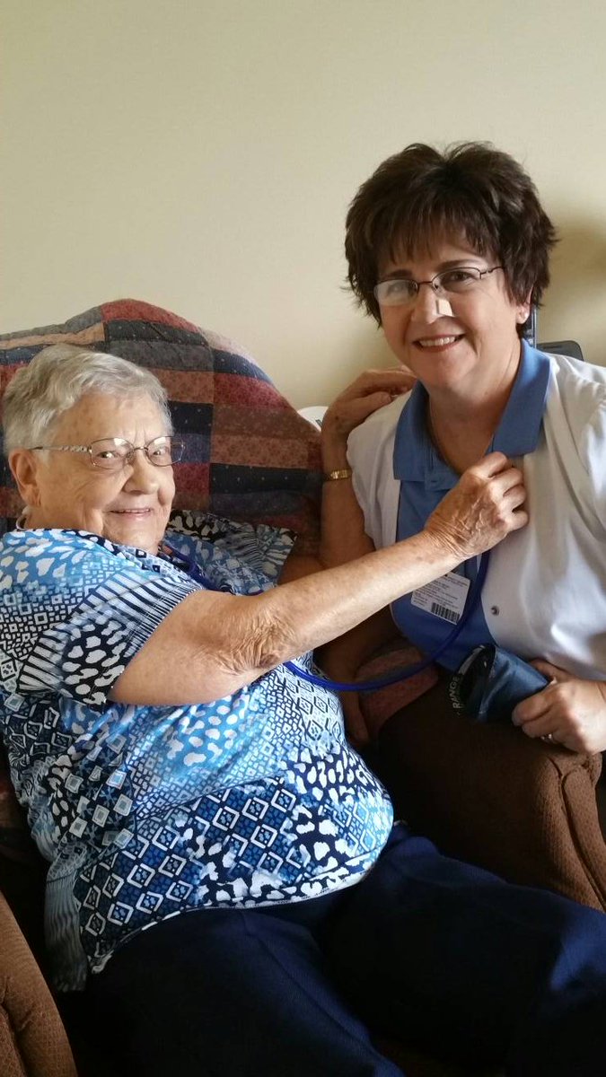 WoodmontHC's tweet photo. Our nurses and residents switching roles! #NursesWeek2017 https://t.co/wNM7SmseRu
