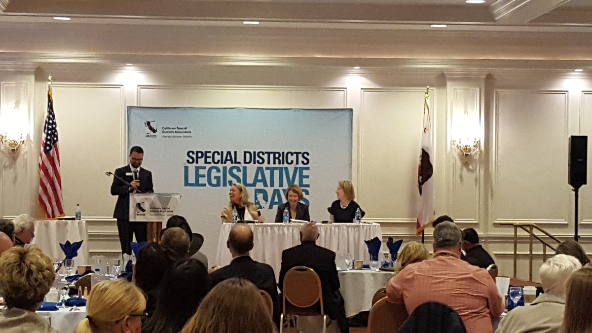 CSDAdistricts's tweet photo. CSDA's Kyle Packham leads our Policy Panel, featuring Katie Kolitsos, Pamela Miller, and Jean Hurst. #LegislativeDays2017 https://t.co/nhKhg8v47K