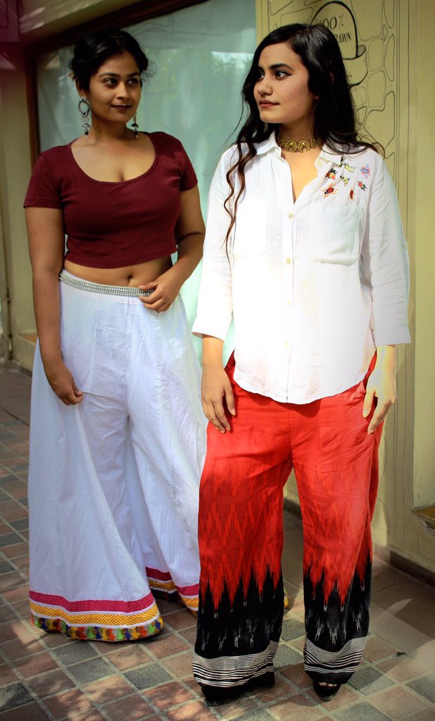 Trendtalk_india's tweet photo. @TexMinIndia Trendtalk team on #CottonIsCool
#letstalktrend
#sunilsethi
@TheFDCI
@smritiirani https://t.co/4D7s6bNxkr