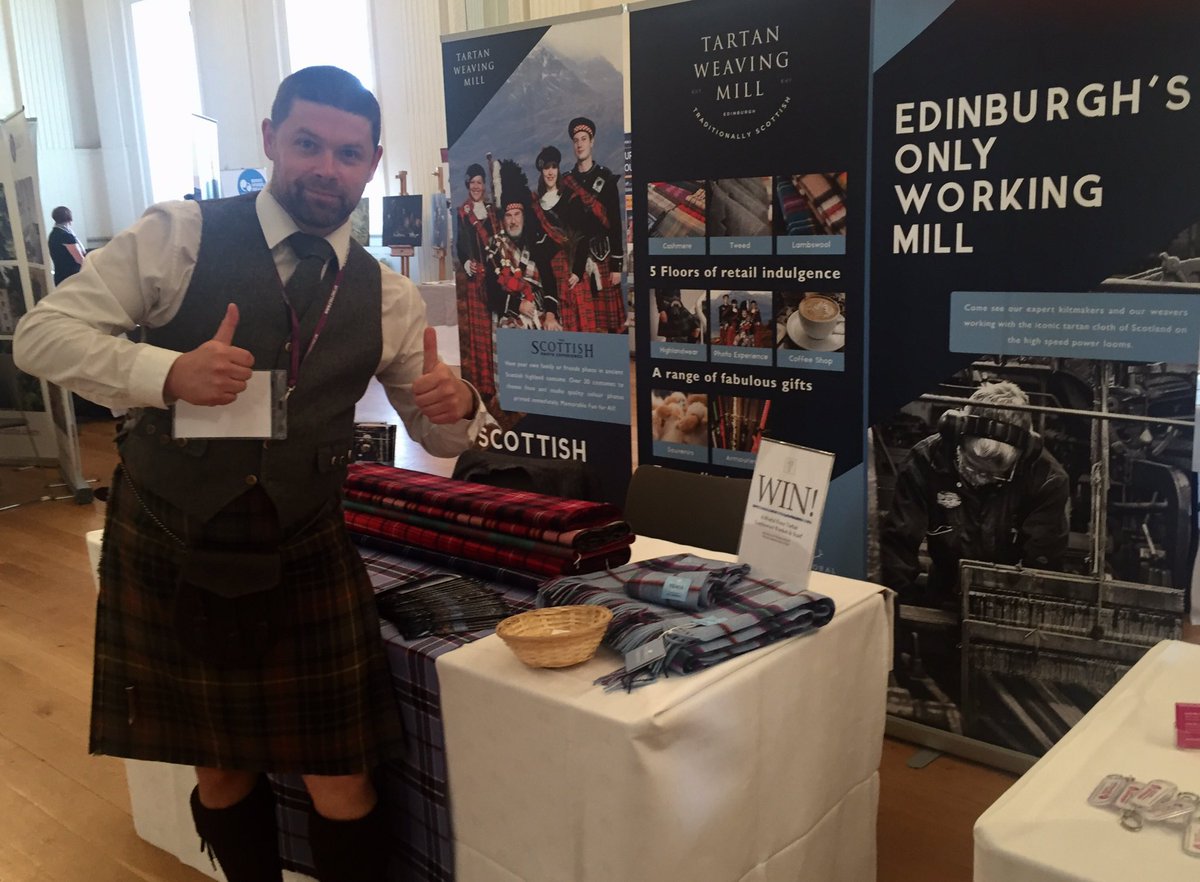 goldbroscorp's tweet photo. Elaine Green Sales Manager #edinburghtour won our #tartanweavingmill prize draw at the #edtourismshowcase @PeaceTartan https://t.co/fWj1iIkI31