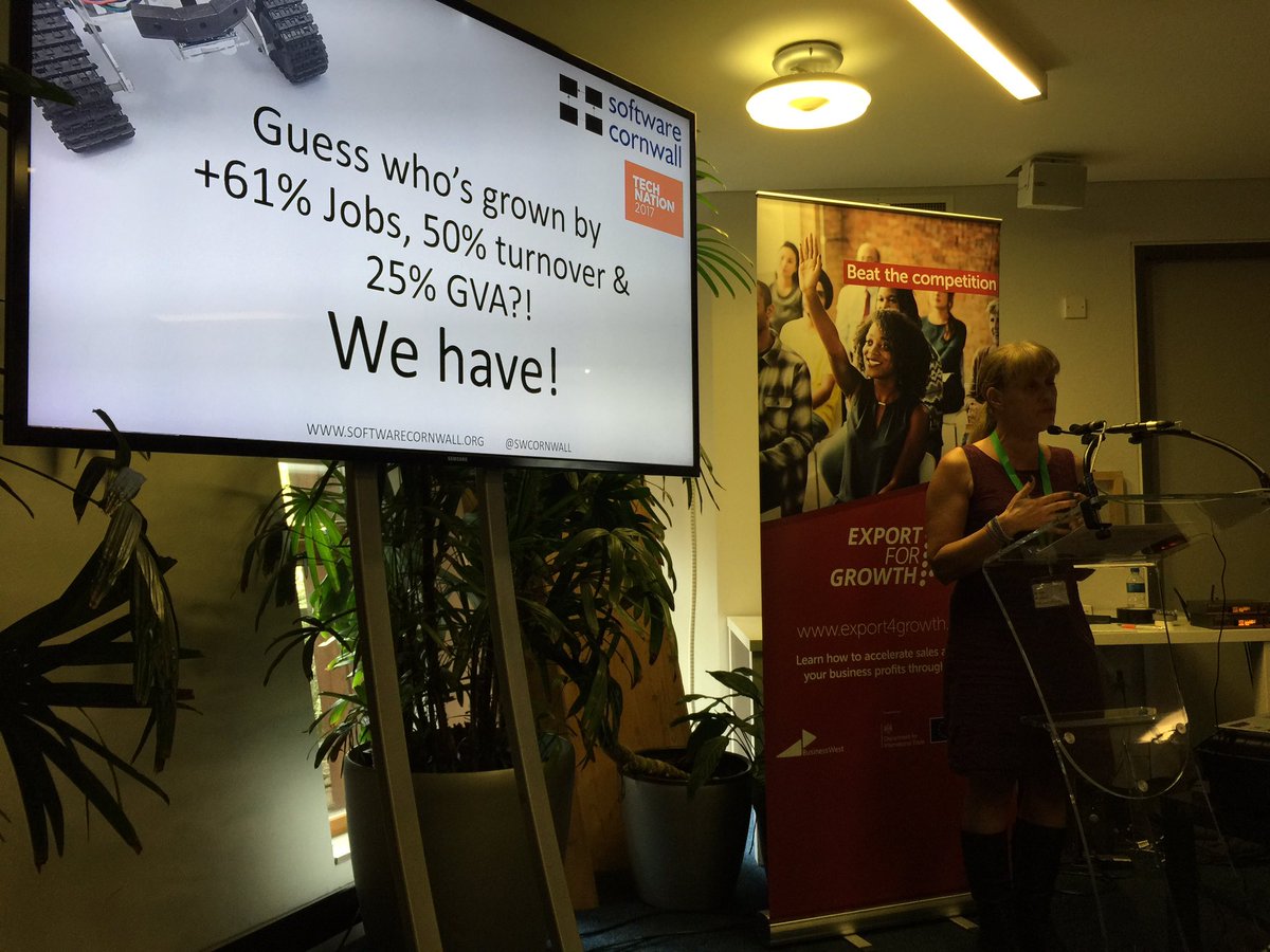 cornwallchamber's tweet photo. Excellent and interesting talk by Belinda from @Agileonthebeach /@SwCornwall at the #lightningstage #CBFair2017 https://t.co/8xSzkcVQDz