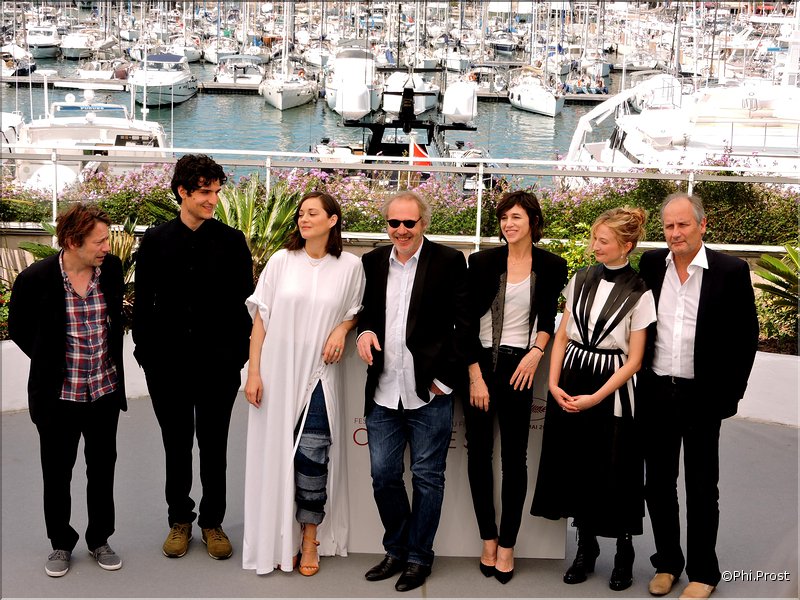 CineChronicle's tweet photo. #Cannes2017/ Photocall L'équipe de Les Fantômes d'Ismaël d'Arnaud Desplechin - Crédit #PhilippeProst pour https://t.co/R0rgnoqHSj https://t.co/GPiXLReEnh