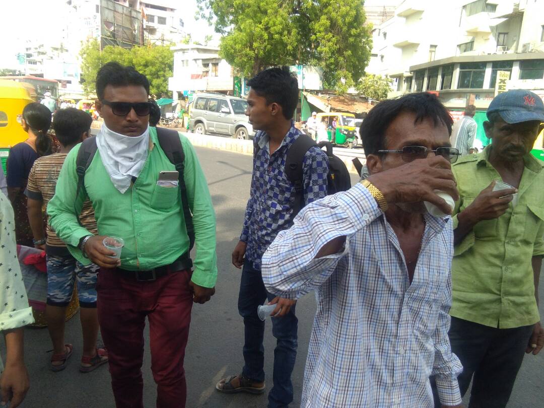 ipraypatel's tweet photo. છાસ-પાણી સેવા સંક્લ્પના ભાગરૂપના યજ્ઞનો સહભાગી થયો. #Yuva4Seva #IAmNewIndia #BJYMPaldi #BJPPaldi https://t.co/iICJ2pxxo8