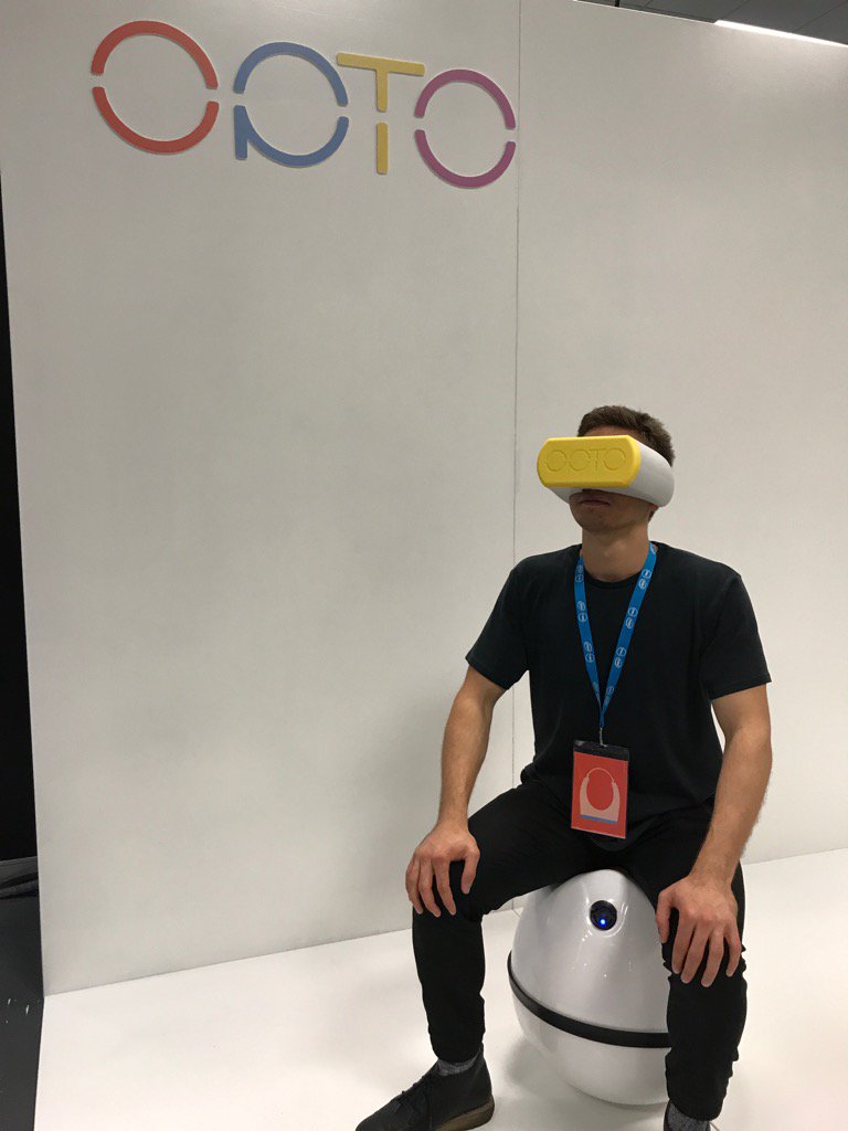 OptoVR tweet picture