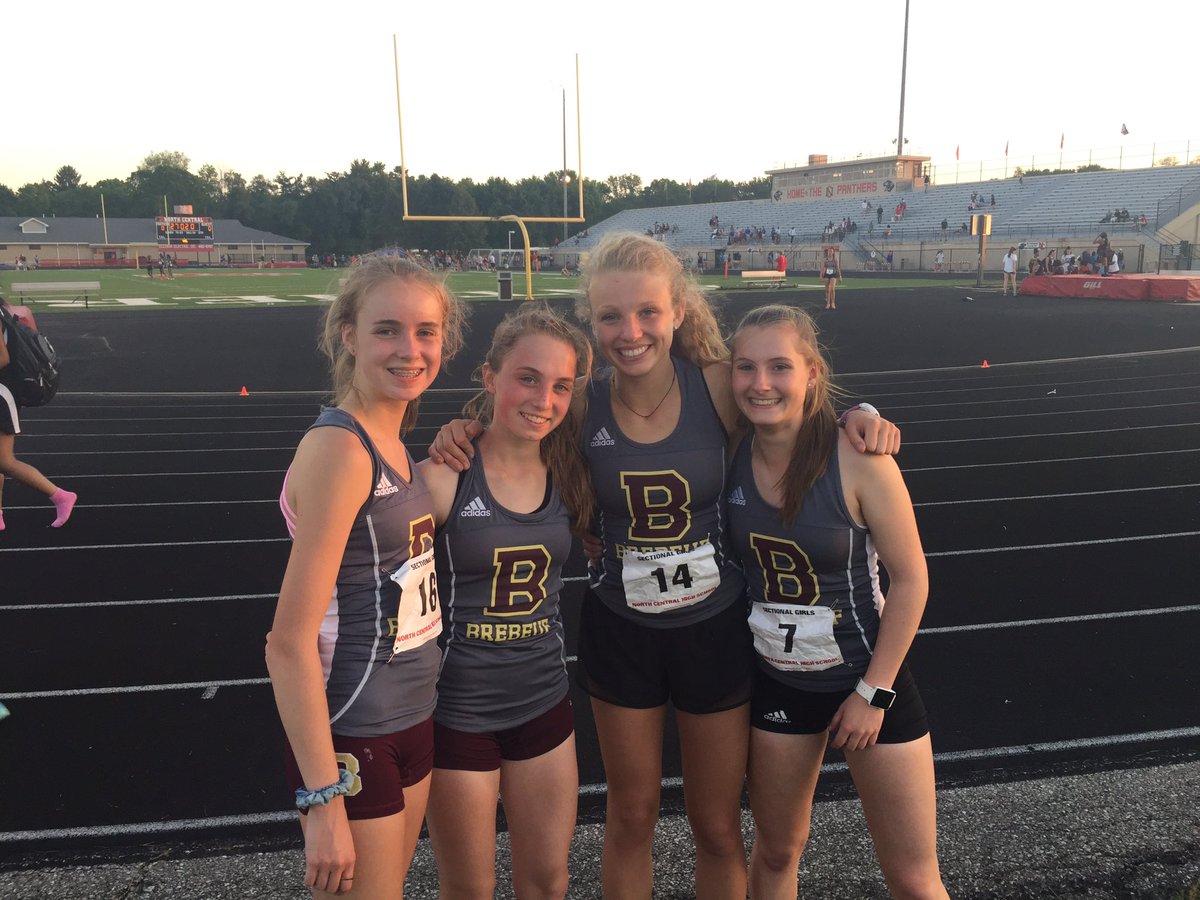 _CoachKling's tweet photo. Great night for our distance girls at Sectionals!
4x8: 1st (O'Donnell, Simmons, Gallagher, Modrall)
1600: 1st, 2nd
800: 1st
3200: 1st, 2nd https://t.co/6UPUzM8xOc