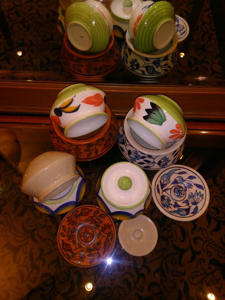 MathewT79009450's tweet photo. Great biryanis deserve good looking multicoloured pots  @TridentExperiences @Tridenthotels https://t.co/2DsxKPUAsy